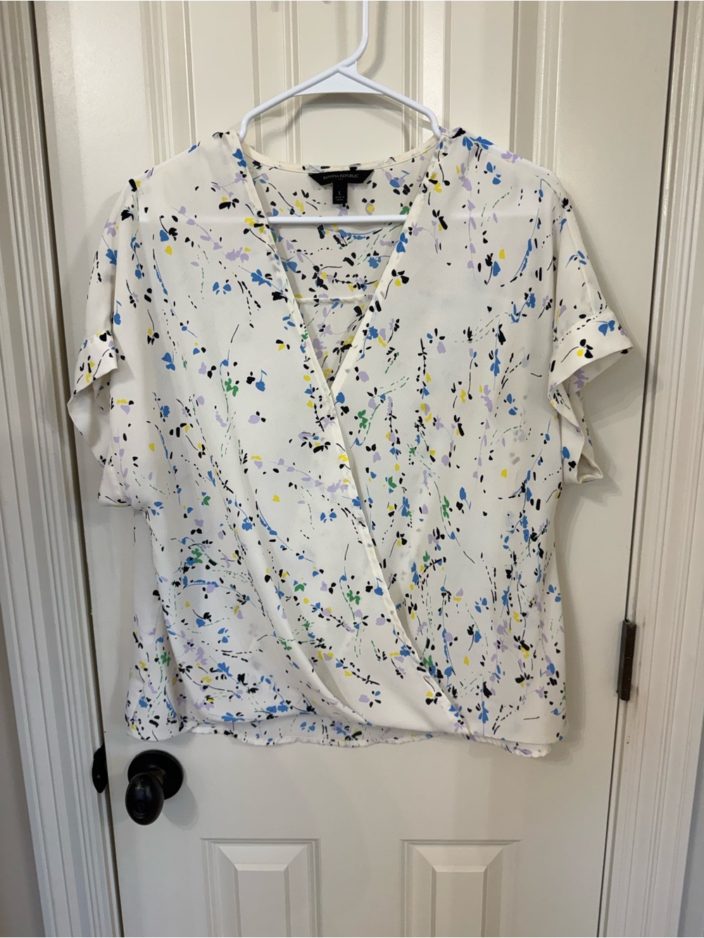 Banana Republic White Multicolor Splatter floral Blouse